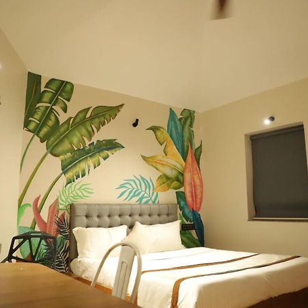 The Brickyard Resort Latur Exterior photo